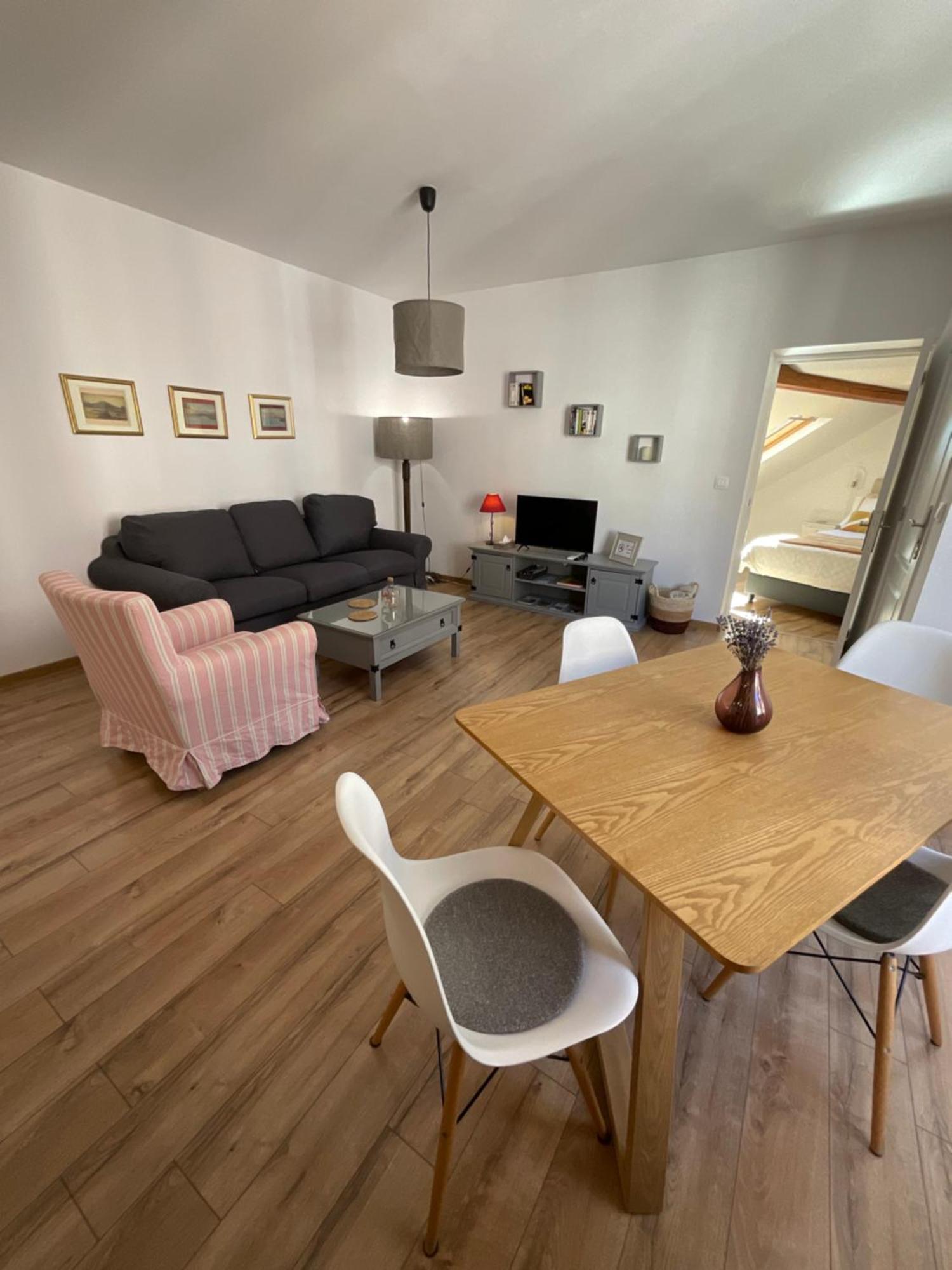 Villa Colonna Appartements Manosque Esterno foto