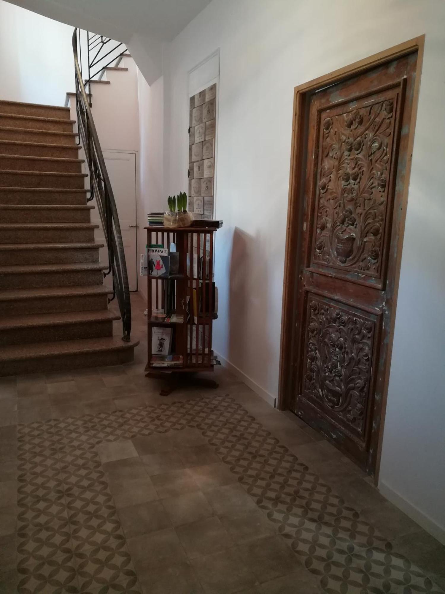 Villa Colonna Appartements Manosque Esterno foto